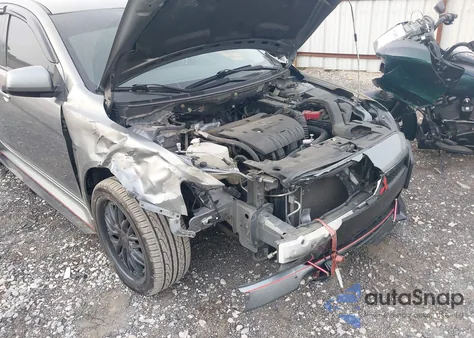 2013 Mitsubishi Lancer Es z USA, uszkodzony, nr VIN JA32U2FU0DU023195